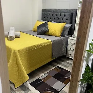 Lindo Apartaestudio Cerca Al Centro Apartamento